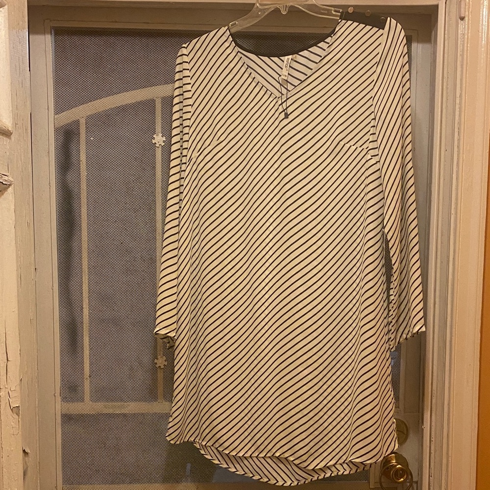 leshop Striped V-Neck Tunic - Cream and Black